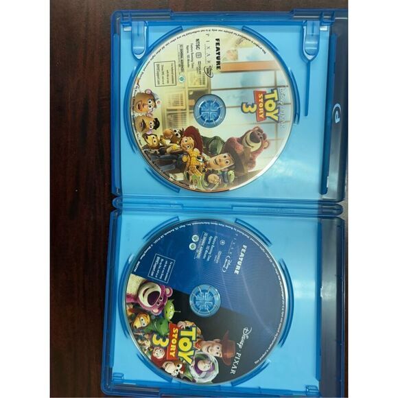 Toy Story 3 Studio Commemorative Edition Movie- Blu-ray and DVD - Picture 3 of 5